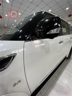 Infiniti QX80